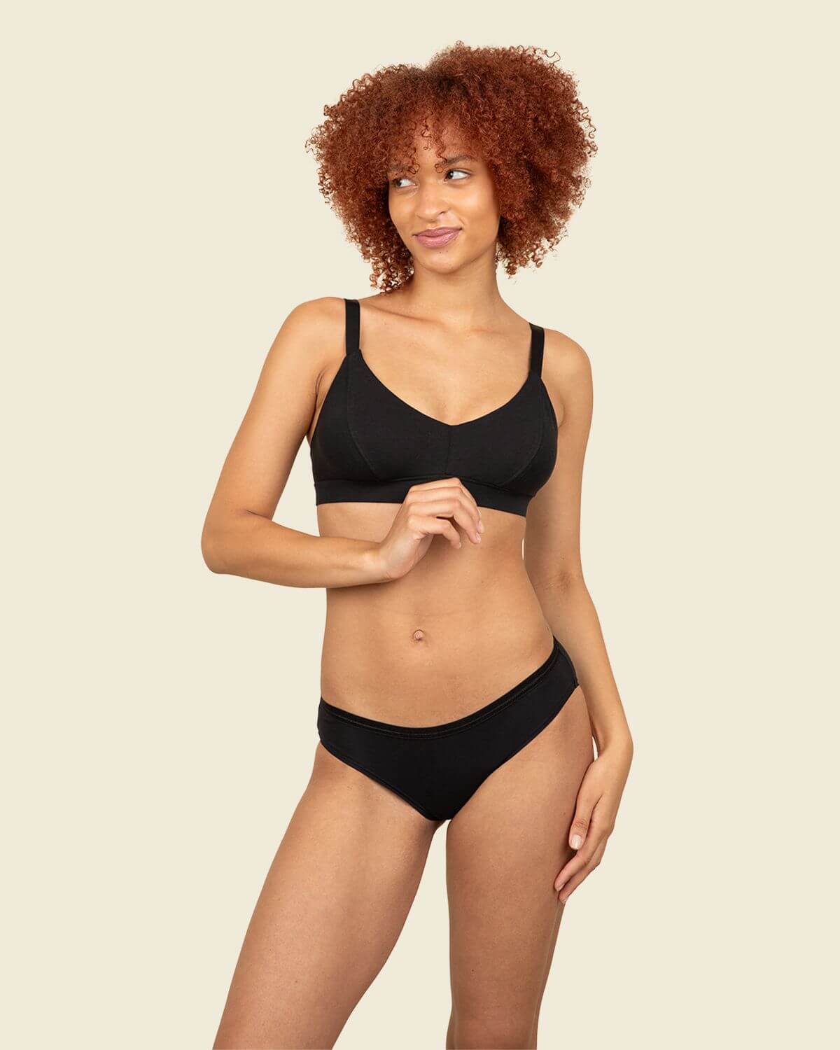 ★送料・関税込★Rest&Recreation☆RR COTTON BRA RVCA x Alexis Ren Zip Up Sport Bra - RVCA